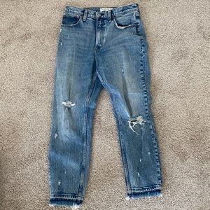 Abercrombie & Fitch - Bre Sheppard The high rise mom jean